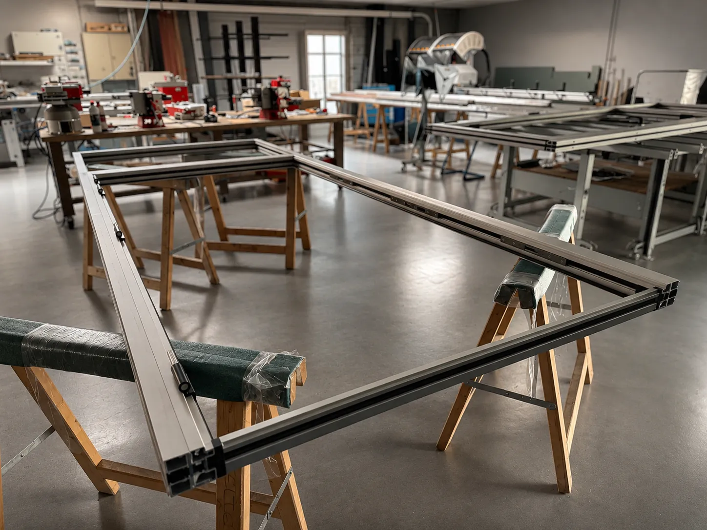 Joinery Orange Workshop of the company KDM Menuiserie