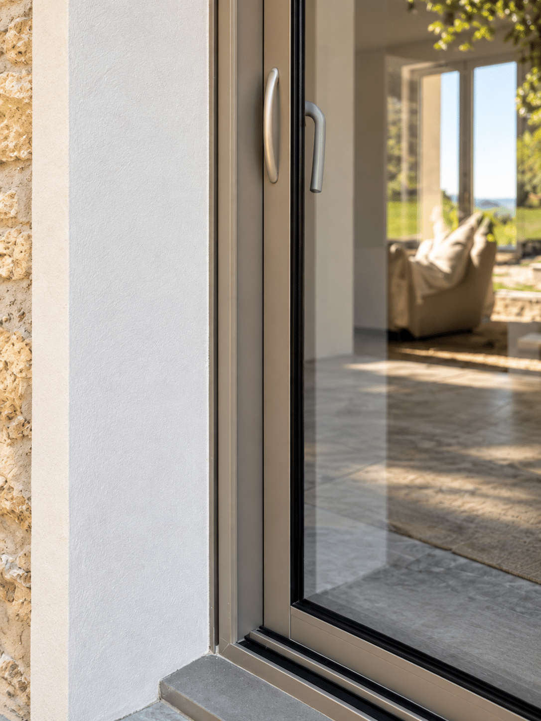 Rénovation d’un mas - Menuiseries aluminium à Vaison-la-Romaine